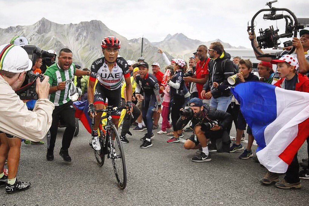 elpumaDarwin's tweet photo. Cada día cuenta, gracias a Dios hoy tuvimos una buena jornada, el #tdf2017 aún no se acaba 💪🏻 https://t.co/sC3JrA878n