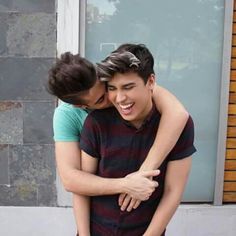 DiegoA_Caeliker's tweet photo. @AlejoIgoa @ladivaza Sorry, Pero... #DivalejoIsReal #DivalejoForever
#CaeliTrendy #KCAMexico https://t.co/pNS1Ums6NL