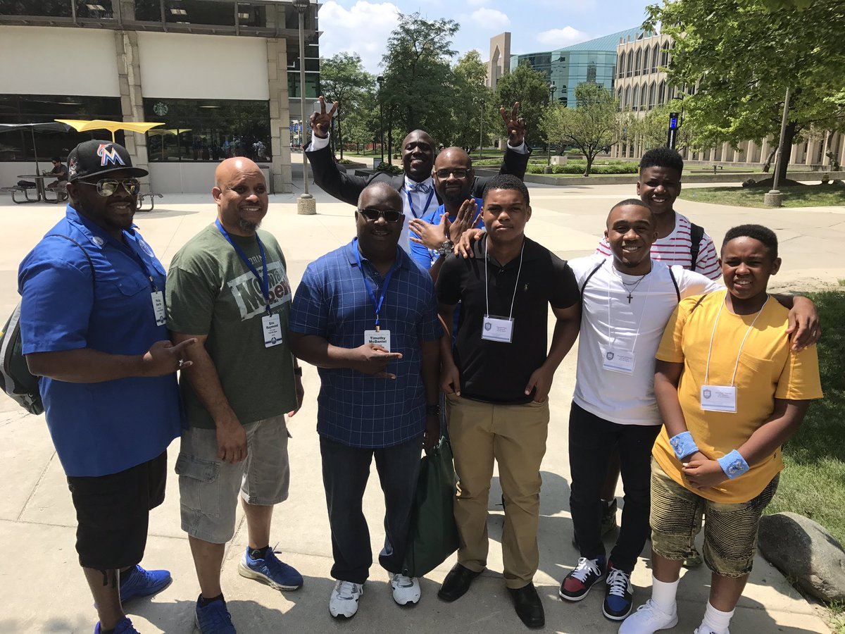 b_pbs's tweet photo. Iota Mu Sigma &amp; Theta Mu Sigma #SigmaBeta #sbcdetroit17 #nsbclc17 @waynestate https://t.co/c7yiyXguCu