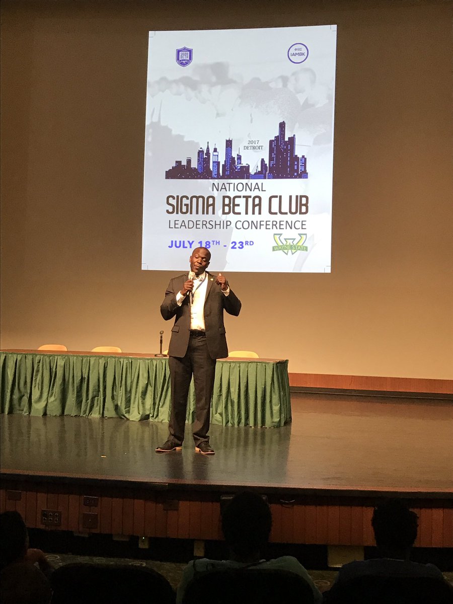 b_pbs's tweet photo. Dr Mario Brown bringing greetings for #sbcdetroit17 #nsbclc17 @waynestate https://t.co/2pLQ7NzY5S
