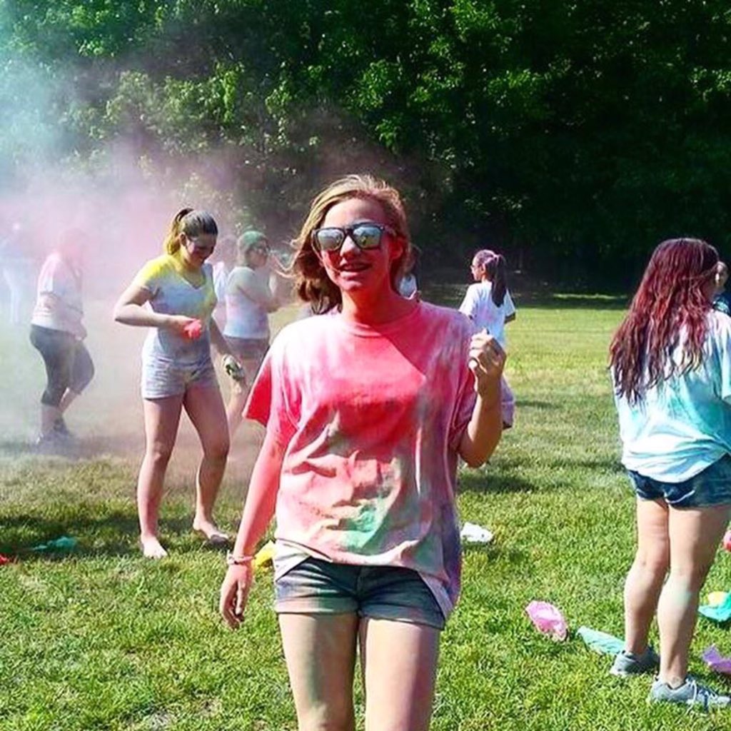 hopestudentsnj's tweet photo. August 12 at 1pm! The battle is on!! Team Red, team blue, team green, team yellow, who's taking home the crown of color war champion??? https://t.co/fLsnR3nqSr