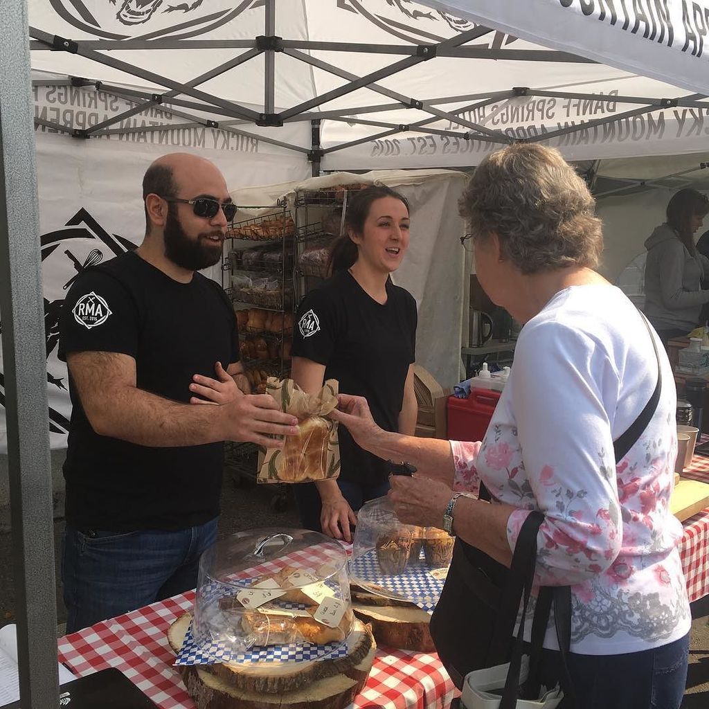 ramsaymario's tweet photo. Banff Farmers Market with @fairmontbanff apprentices hard at work. It will be another sellout. @katibexploring #anthonyR @banff_lakelouise … https://t.co/iYuhcpYSki