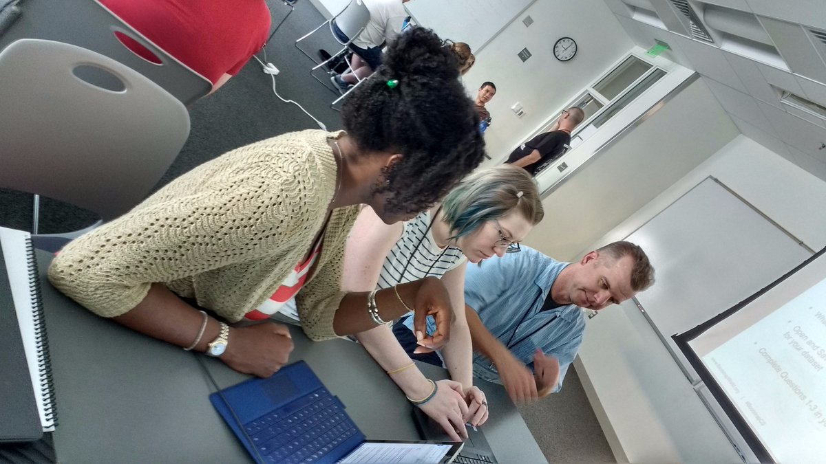 ShriramKMurthi's tweet image. Teachers learning to train a generation of data scientists, using @Bootstrapworld. #BootstrapCS #CSPdWeek @InfyFoundation @NSF @PyretLang