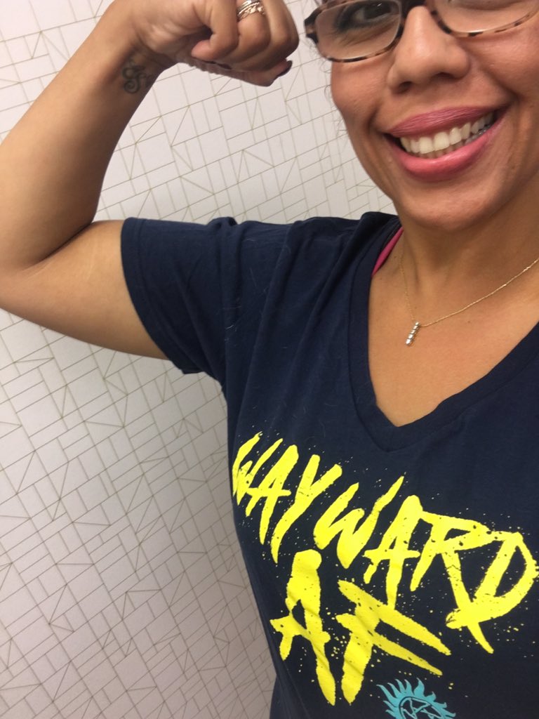 erikaswalwell's tweet photo. At the gym feeling #WaywardStrong #WaywardFierce #WaywardAF @kimrhodes4real @OfficialBrianaB @_LisaBerry @RuthieConnell https://t.co/LZw2ssBEMm
