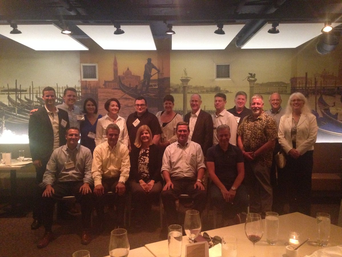 clecscmp's tweet photo. Cleveland CSCMP Roundtable joined the @cscmp Board of Directors for dinner last night in #Cleveland! https://t.co/YKt3NR5qzs