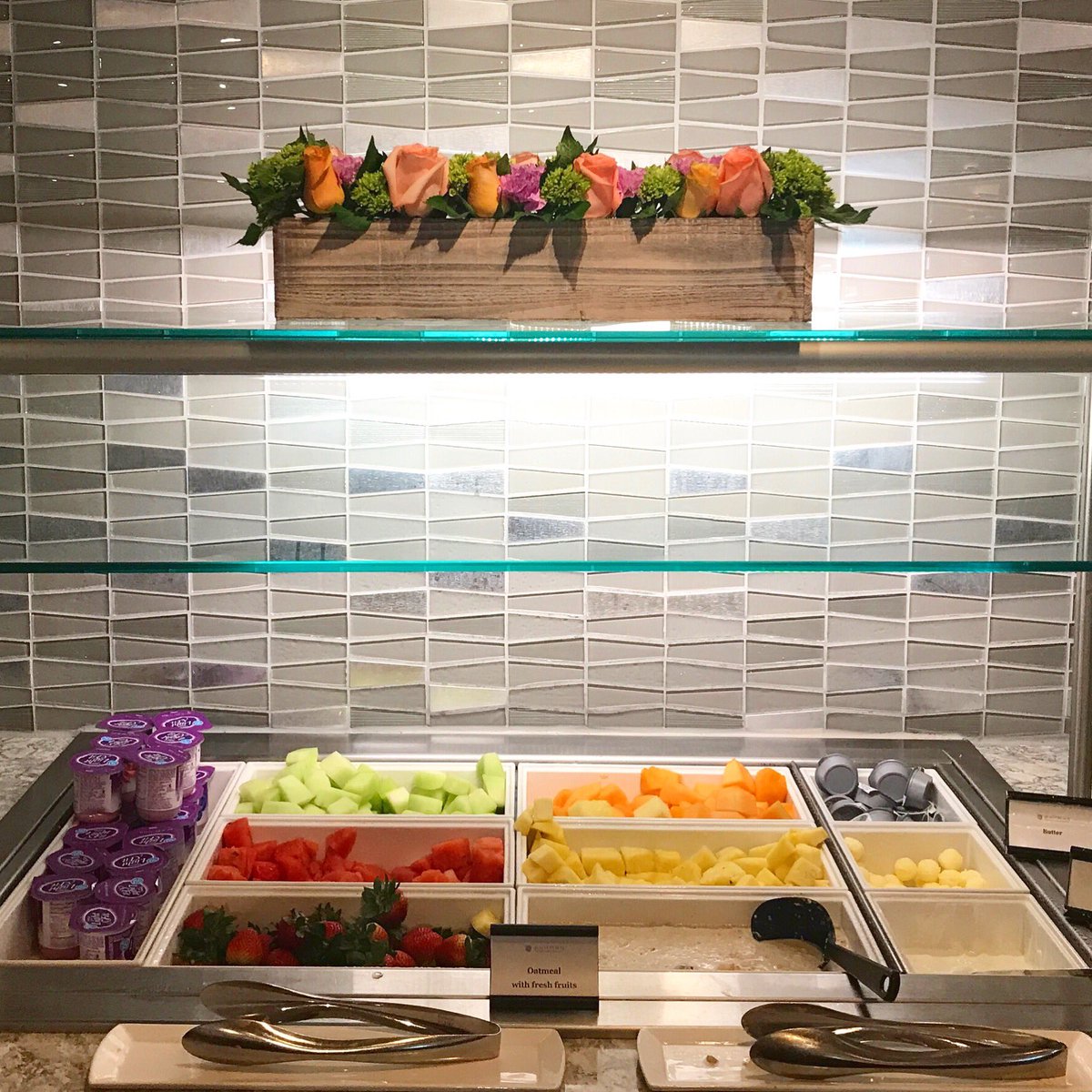 helloflowersmia's tweet photo. Hello Miami! Add some color to your life! #SoHelloFlowers #HelloFlowers #Colors https://t.co/9sauhKTRmU