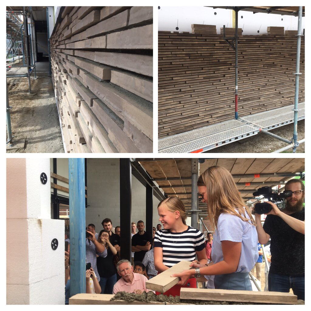 mathieu_nieborg's tweet photo. Vandaag de eerste steen gelegd voor een prachtig nieuw woon en winkelpand in Apeldoorn #courage # bakker keurhorst #redonbouw https://t.co/1ckczEt06d