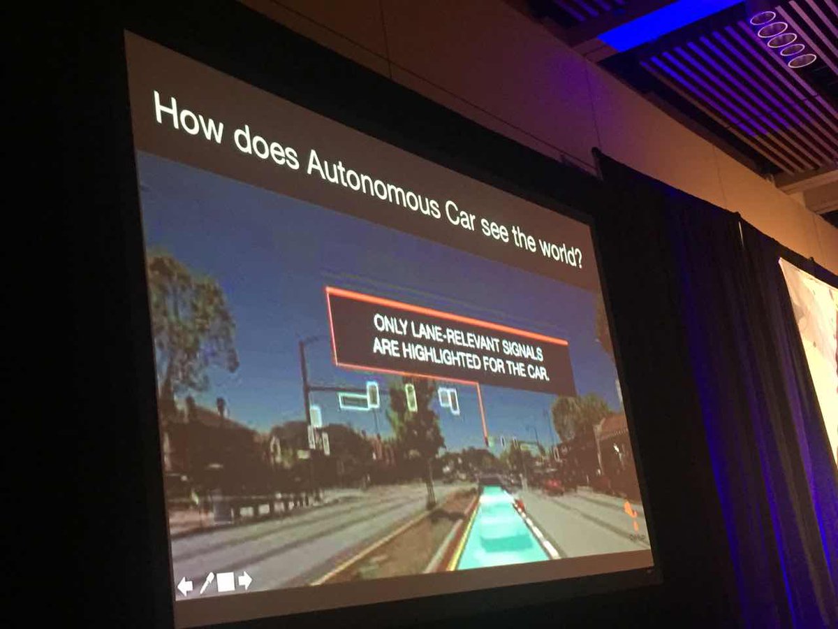SVFutureForum's tweet photo. @anujg is showing how @CivilMaps helps cars "see👀" the world!!!!  #svff2017 https://t.co/UVxnKfNgWm
