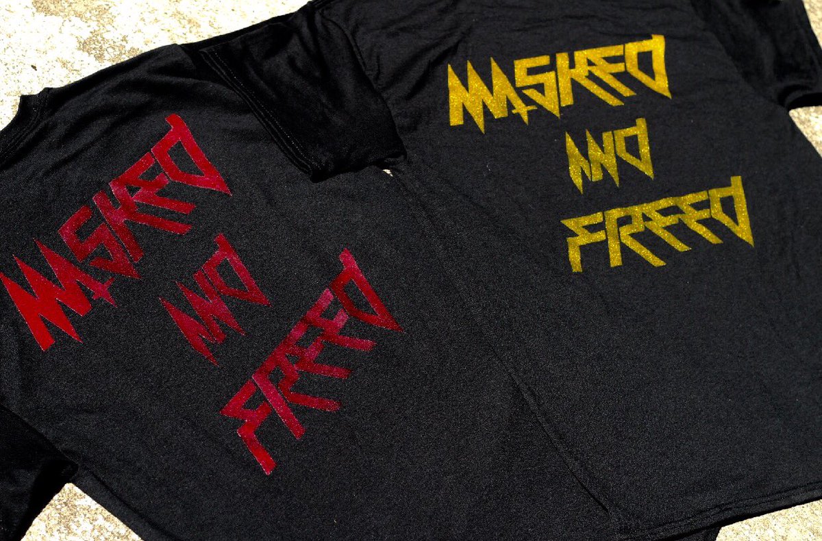 We're giving away one of our shirts! MEDIUM Red or MEDIUM Gold! (Other sizes will be available later on)

RT
Like
+Follow us! <3 

GL! 🎭