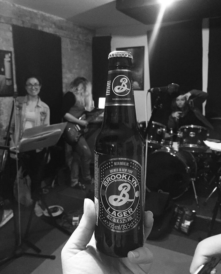 shestreetband's tweet photo. The closest we could get to Jersey... #shestreetband #springsteen #practicingforscotland #augusttour https://t.co/kTeiLfL4bp