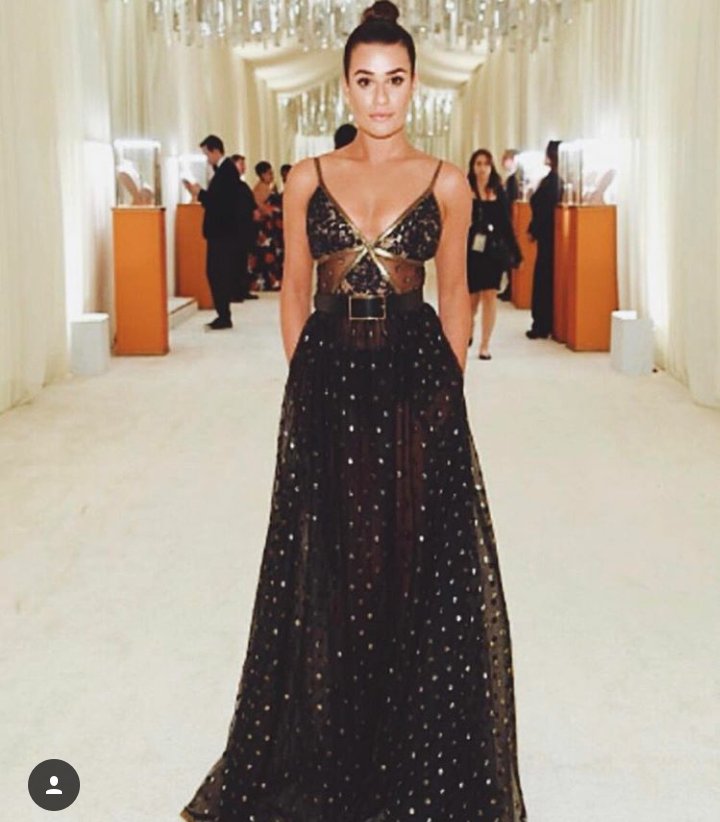 AngelaIN5's tweet photo. #lookofthenight 👗 https://t.co/c1D0azfGhG