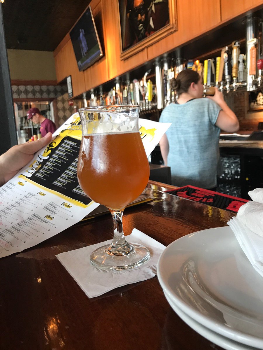 kyChive's tweet photo. Cheers!!! https://t.co/jJa98TXpBr