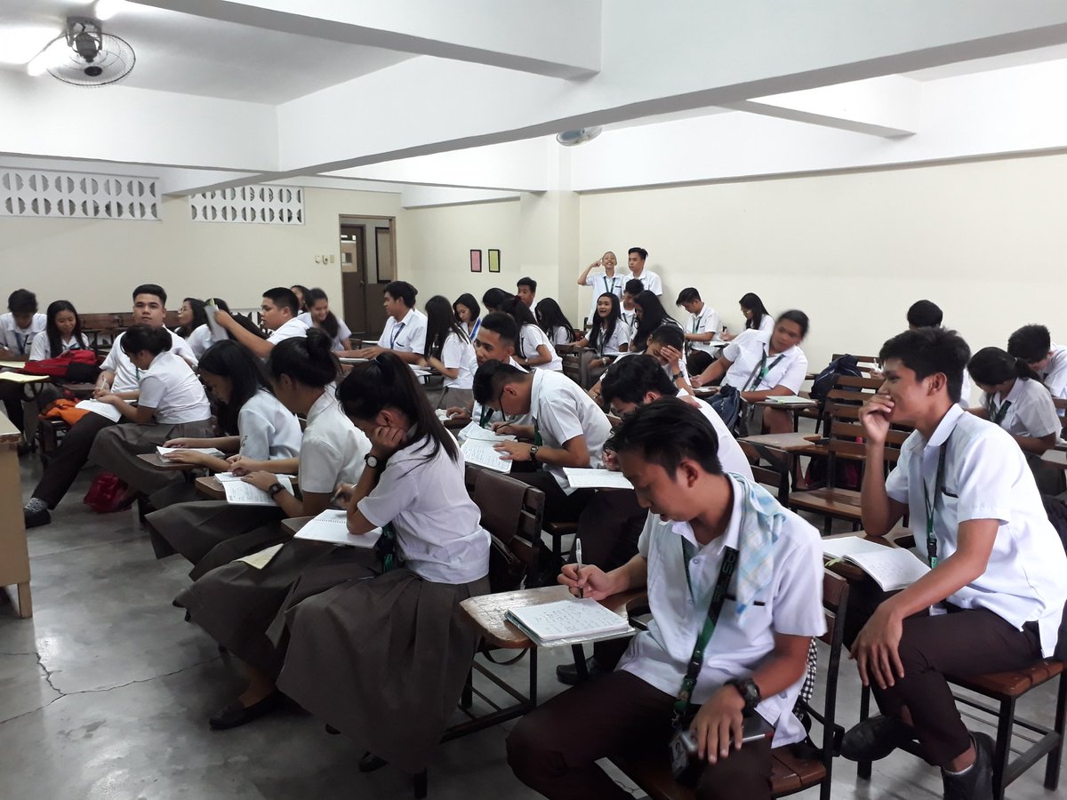 keihcin's tweet image. GAS and HUMSS be like. #GenMath