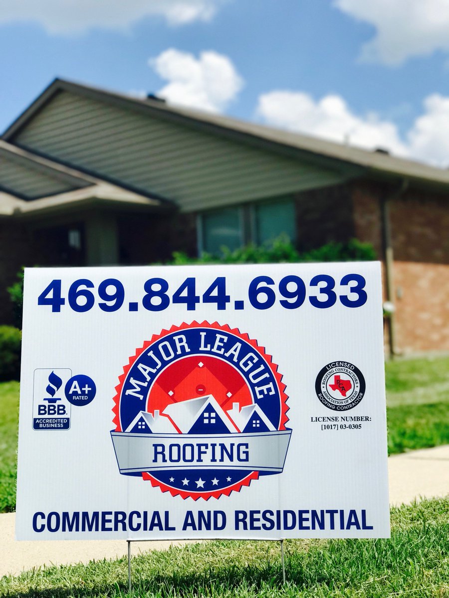 MajorLeagueRoof's tweet photo. #MalarkeyShingles looking good on this new roof in #McKinneyTX- new roof, siding, windows, & fence for these customers! #WhosNext #newroof https://t.co/yWm8UJ38pp