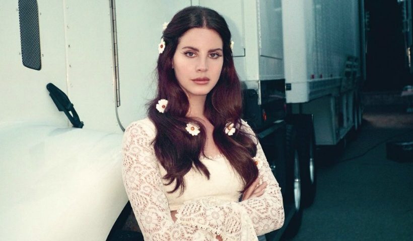 latercera's tweet photo. 🎧 Lana Del Rey sufre la filtración de su nuevo disco https://t.co/TxW03bHUDP https://t.co/Tn2r216C8k