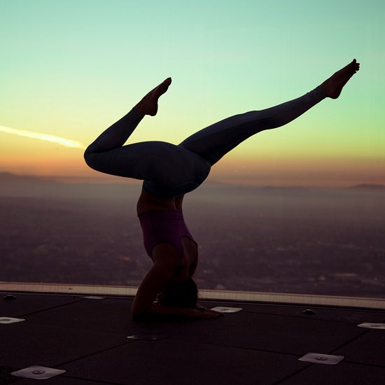 GoLACard's tweet photo. Join the 4th session of @SkyspaceLA's Sunrise Yoga Series with @teekitweet this Sat 7/22 @ 6:00 am. Book now: https://t.co/OTehQ8O0Xo https://t.co/rXYzjEou92
