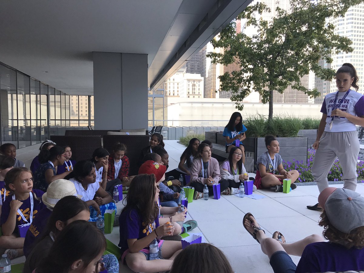 auggie_love's tweet photo. "Technology is the way for us young girls to change the world" - Kim #PossibilityCamp @herPossibility @TELUSBusiness @telusdigital https://t.co/sRGNzjOnaU