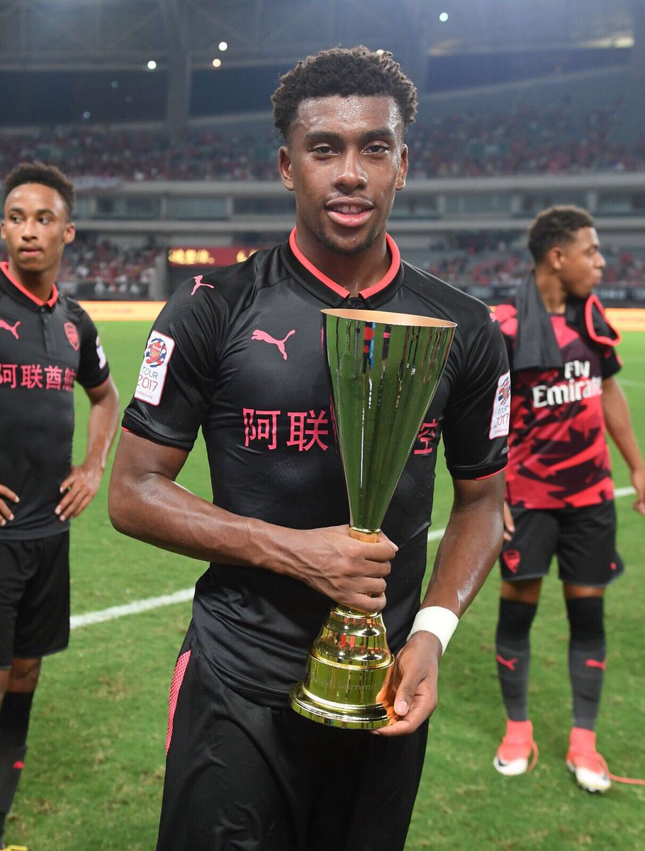 alexiwobi's tweet photo. #BIG17 🔴⚪ Next Stop Beijing 🇨🇳#ArsenalTour2017 https://t.co/zsOiXyaqww