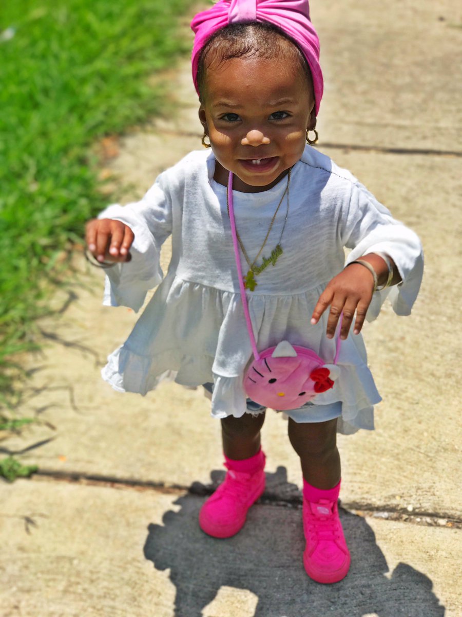 BradAndBrit's tweet photo. Ask me my reason, I'll show you her 🎀💕 #MyReasonForEverything #Bradley https://t.co/gFpNfNZCtl