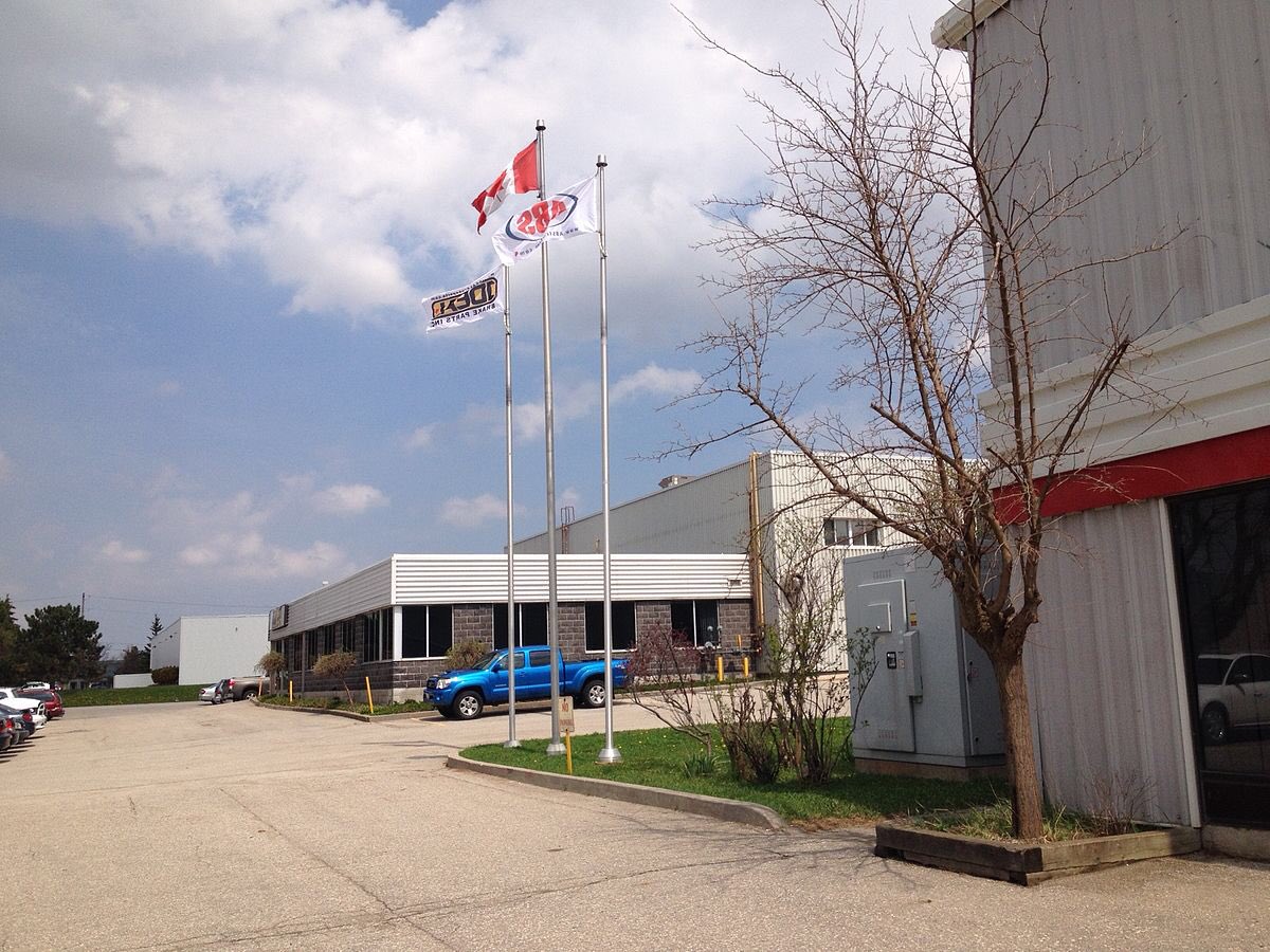 KithioM's tweet photo. Great discussion on manufacturing with @ABSFriction one of many amazing businesses making #Guelph a jobs powerhouse https://t.co/sscu62cOtY