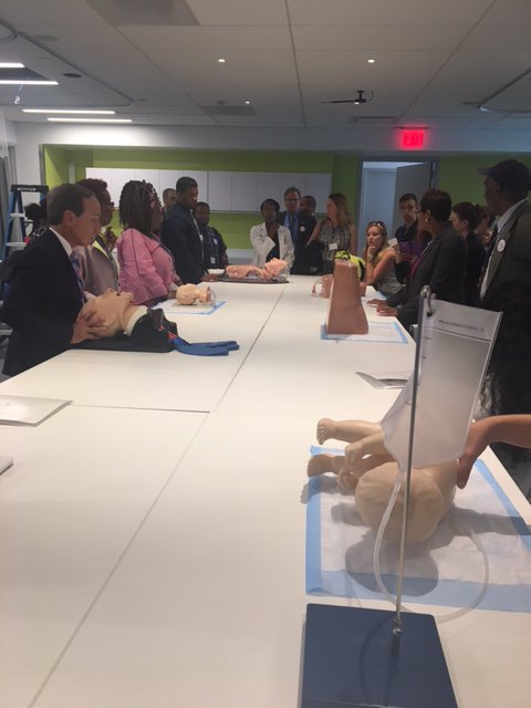 GNYHA's tweet photo. GNYHA got a first-hand look at what it takes to become a doctor through @AAMCtoday's #ProjectMedEd #GME https://t.co/pKpiQh1Fn9 https://t.co/ecHPgWcN5t
