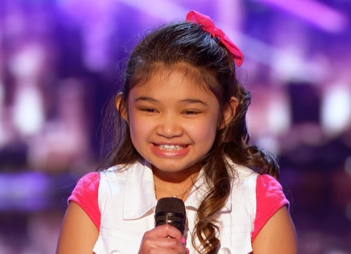 EvelynLeaks's tweet photo. Just posted: 'America's Got Talent': 9-Old-Year Singer With Powerful Voice Earns Chris Hardwick's Golden Buzzer https://t.co/L8yEuvfSBM https://t.co/Ly2ZvmHcI2