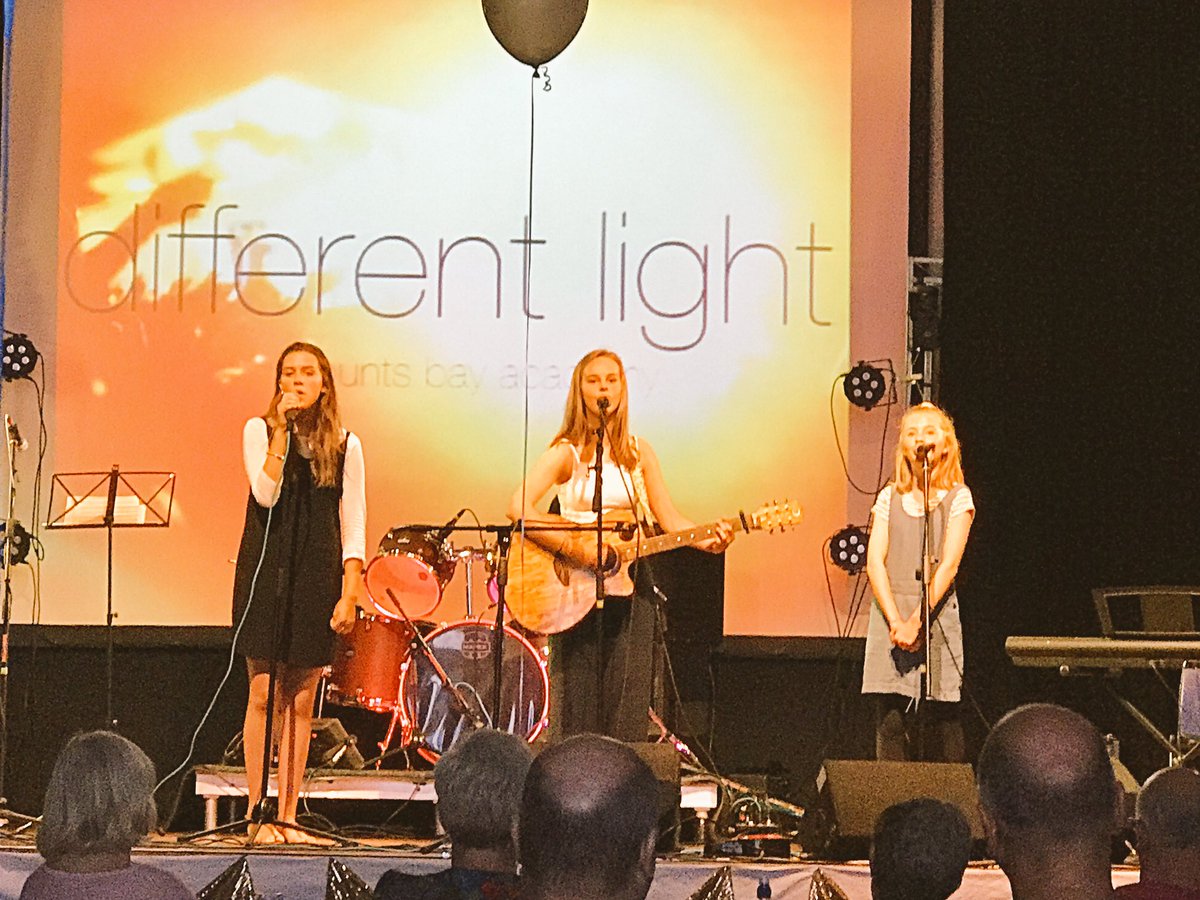 Lin Rees (@poldarkgirl) | Twitter