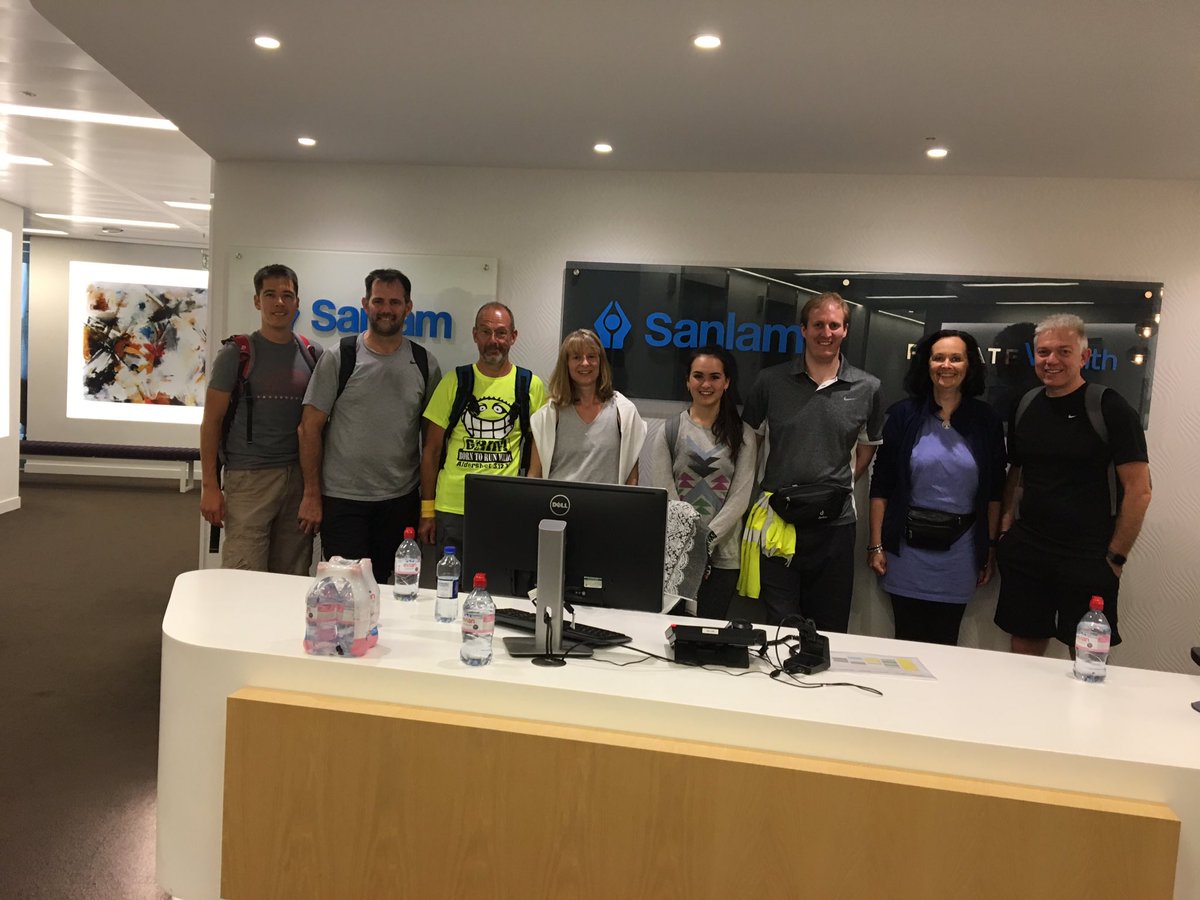 Thetolks's tweet photo. In London off we go ......23 miles! #sanlam https://t.co/CAqKGSi9V8
