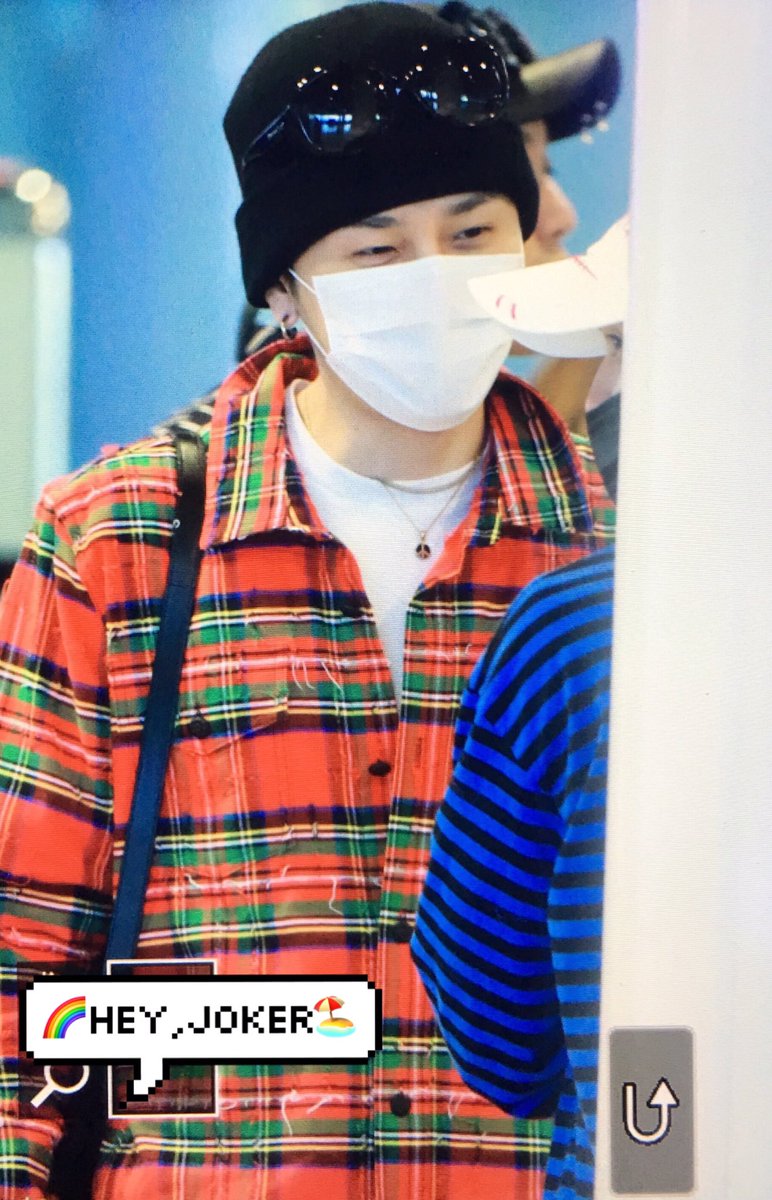 HeyJoker_1219's tweet photo. 💡170720 카자흐스탄 출국 💡
#Wonderif #그대로일까 #지나친사랑은해로워 #Highlight #CALLINGYOU #SLEEPTIGHT #용준형 https://t.co/w7IPOWdLcu