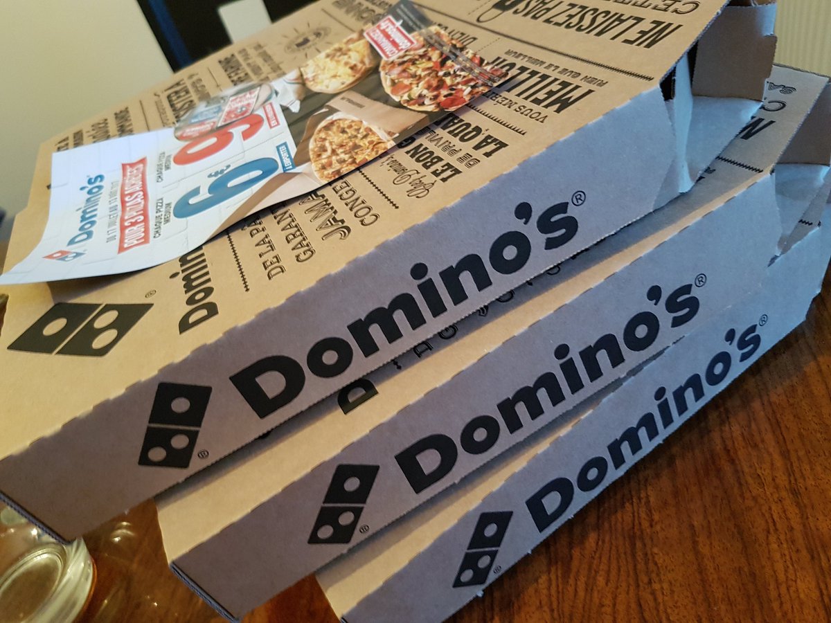 MimiLeah's tweet photo. Aprรจs l'escape Game, on se met bien ๐ #dominos #withbros https://t.co/7q1AV8tDKp