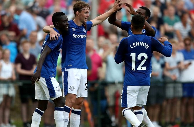 MirrorFootball's tweet photo. Aaron Lennon on target as Everton continue pre-season preparations with 3-0 win over Twente https://t.co/b0CkmemCAN https://t.co/oC73WgCIhe