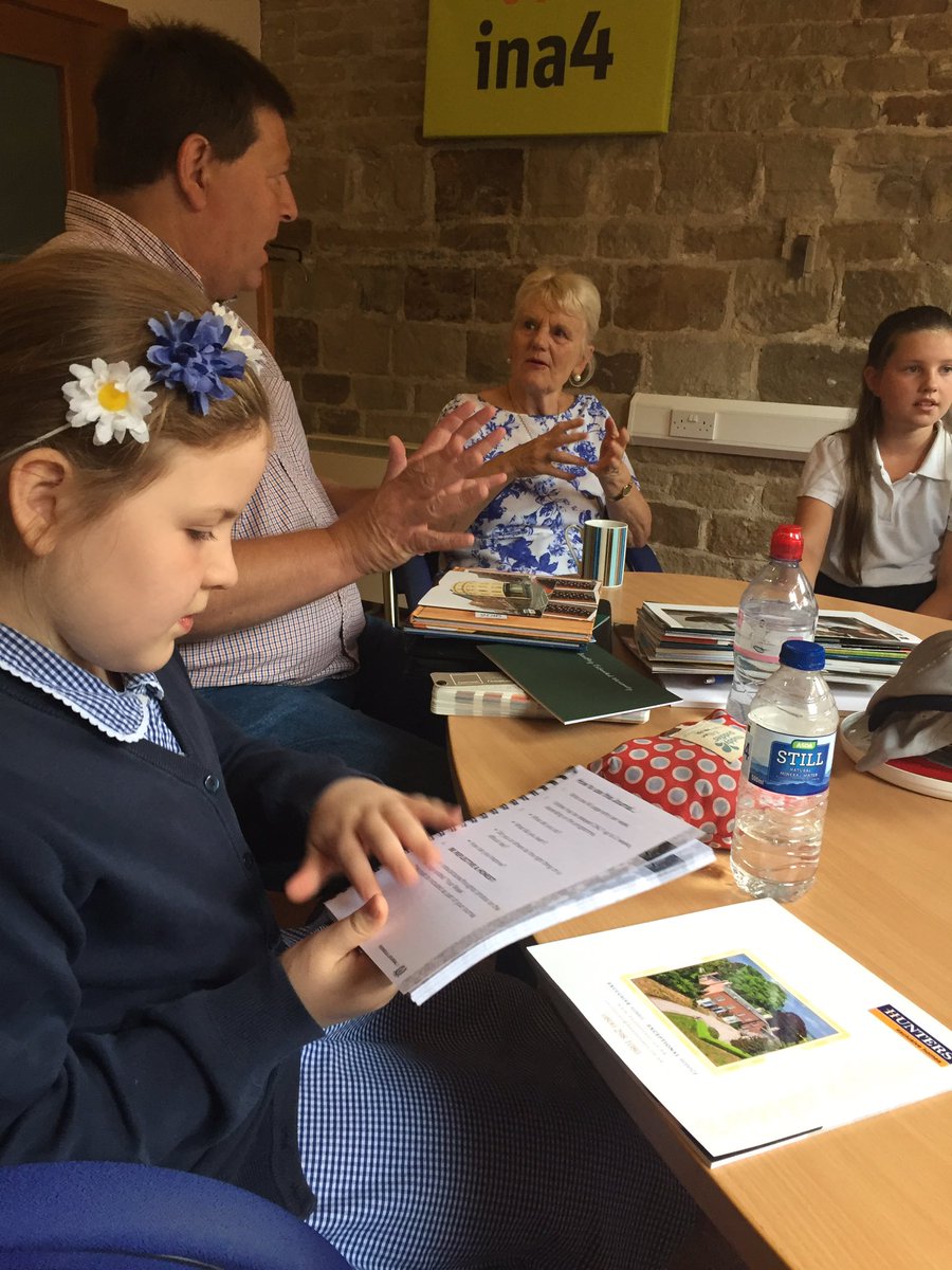 Newlands_PS's tweet photo. At the #ArkDesign meeting, the children discussed &amp; feedback on the new sign designs. BIG decisions to make! https://t.co/xIxpWJXbT3