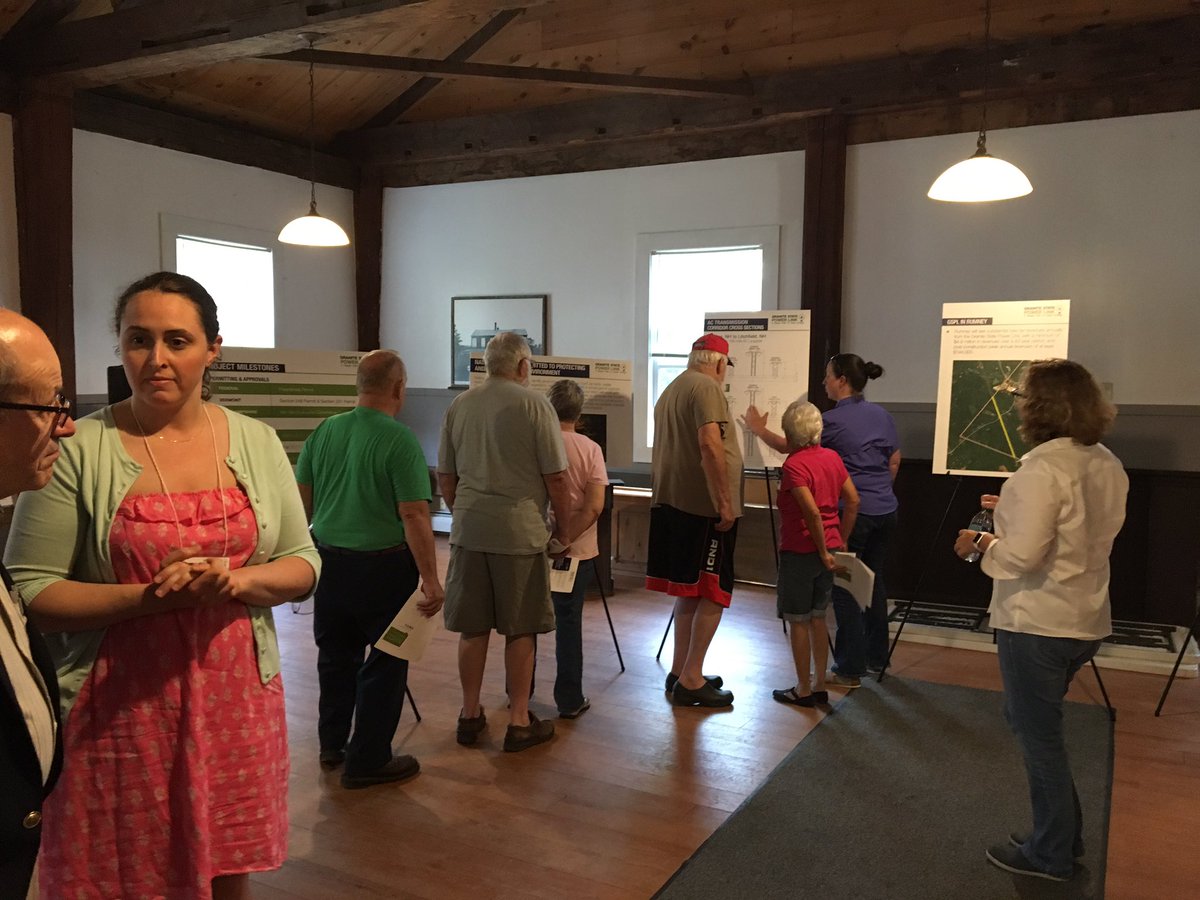 danielle_aretz's tweet photo. Thanks #GrotonNH  and #rumneynh for a great #CommunityMeeting #gspowerlink @GSPowerLink #cleanenergy https://t.co/OSSbEngj9o
