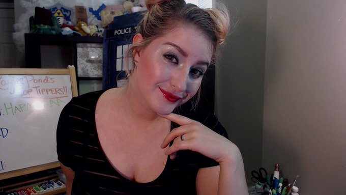 Omg I am finally heeeeereee!! Ready to play some Mr.Lister and have a great night together! https://t