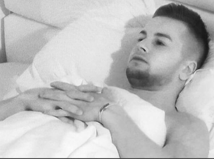 Thinking about how you're gonna balance your career with stormzy whilst raising your child as a single parent #LoveIsland