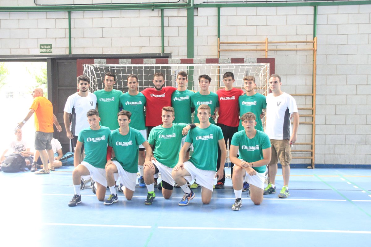joanobi17's tweet photo. Gran @Sanescup17 un any més amb els cracks de @ValonmanoConV amb 6 equips, 5 finals i 2 títols, BRUTAL
Sumant grans experiències, Gràcies!! https://t.co/FpwMixQUw8