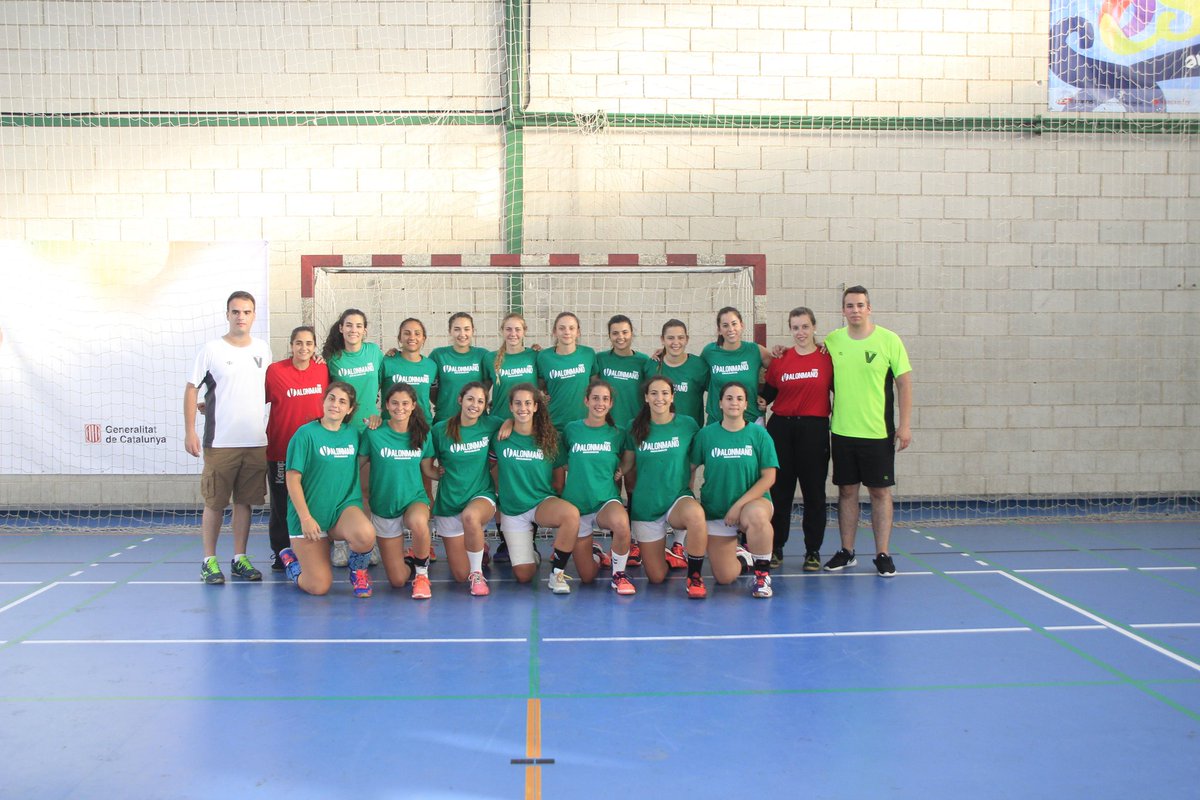 joanobi17's tweet photo. Gran @Sanescup17 un any més amb els cracks de @ValonmanoConV amb 6 equips, 5 finals i 2 títols, BRUTAL
Sumant grans experiències, Gràcies!! https://t.co/FpwMixQUw8