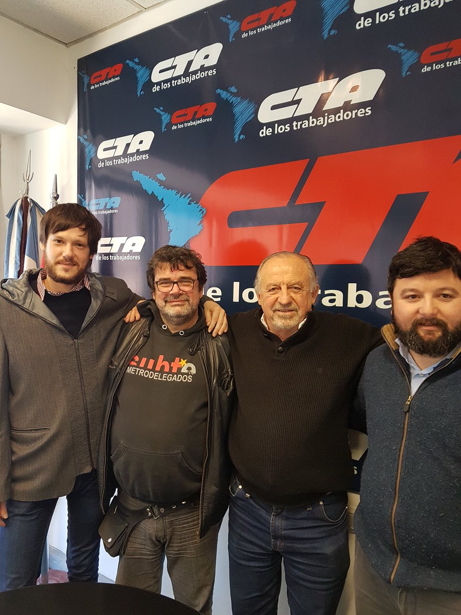 Agusbruera's tweet photo. Con los secretarios generales  . @HugoYasky @pbetito y @GonSalum hablamos del golpe q le esta dando a lxs laburantxs el macrismo https://t.co/JkYvODQsT8