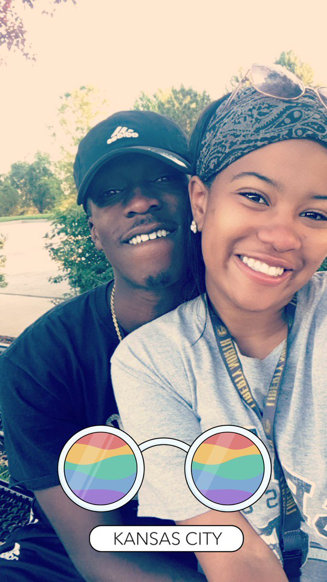 KILAMnOSDRACHIR's tweet photo. Ain't did this in so long but here y'all go WCW everyday, not dating but thats 🙌🏾My fuckin best friend 👸🏾🤴🏾 @lashylarogers_ https://t.co/M3DUxF1A0q
