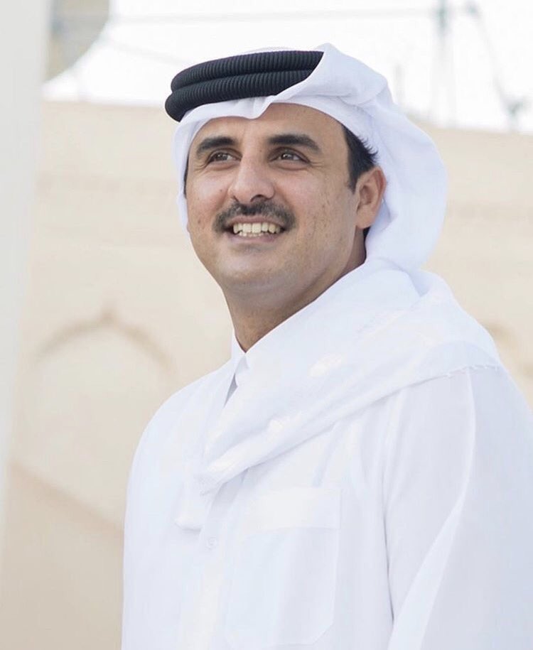 انت قايد وانت قدوة وانت قمة ..
وانت همة وانت هامة وانت قامة .. 

#تميم_المجد