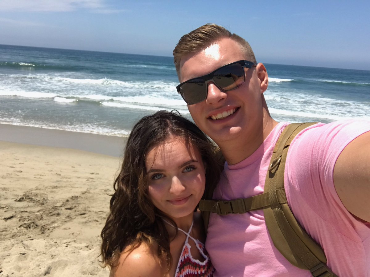 Lilabelly's tweet photo. #honeymoon https://t.co/C5OUcNsBhb