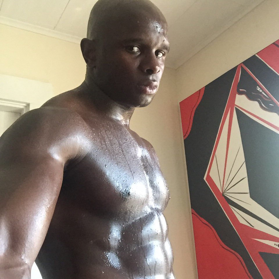TBalt's tweet photo. 3 miles 🏃🏿
91 degrees 🌡
w/ hills ⛰
#GetFitOrLiveTrying #SuccessOrDeath #FeetToTheStreet #ForrestGumpin https://t.co/0nyyXt0lmJ