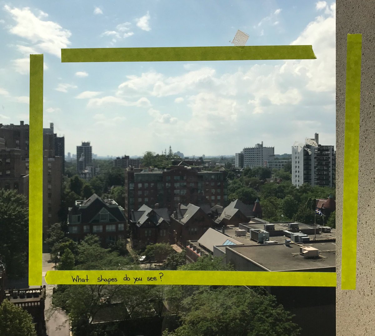 tina_zita's tweet photo. Kind of love this post it note tape. An impromptu wonder window for @OISE_CPL #prbasic17 https://t.co/kRW9qWLvUq
