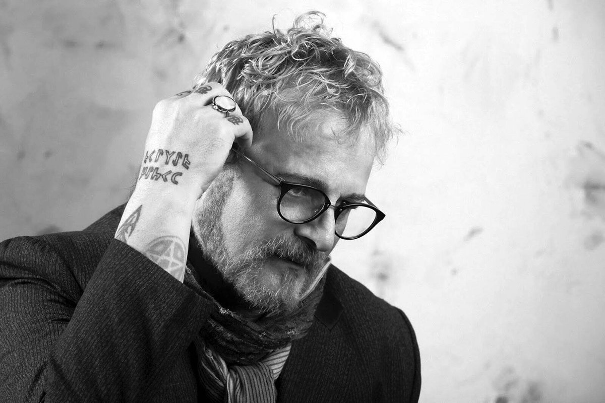 Türk Pop Müziği'nin önemli değerlerinden Harun Kolçak'a Allah'tan rahmet, sevenlerine başsağlığı diliyoruz.