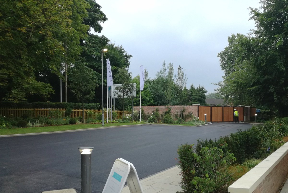 awitterwork's tweet photo. Chapelwood, entrance ready for the grand launch tomorrow. #seddonbuilt https://t.co/jVeUtOH25N