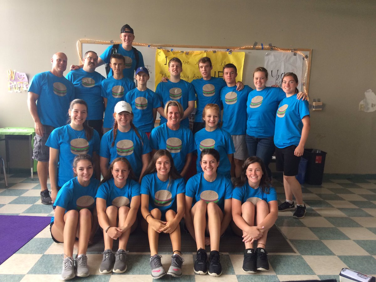CCPCYF's tweet photo. Philly 2k17 mission trip!! #yw2017 #philly https://t.co/9Cv1Q2FUks