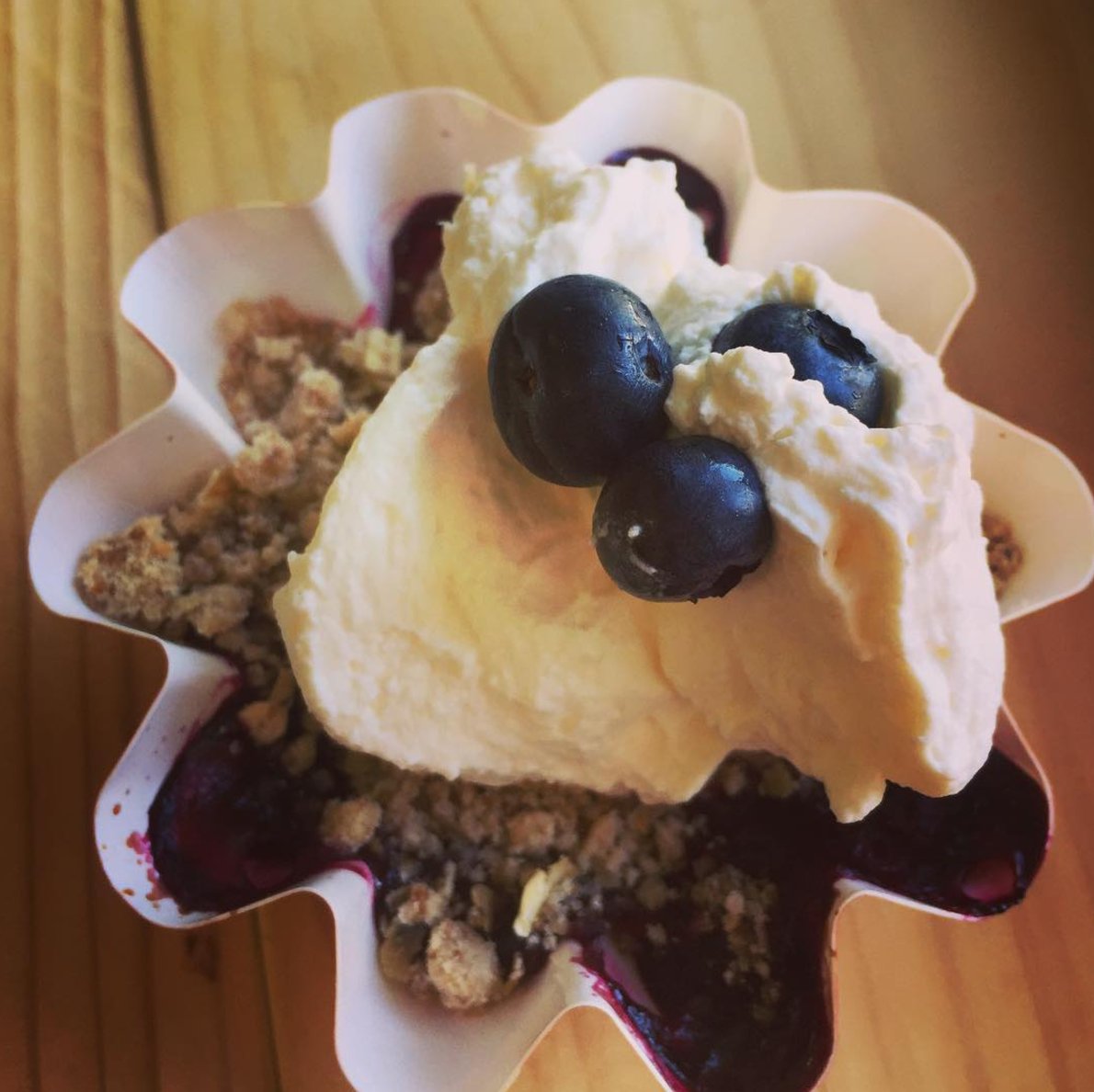 Moose_Kitchen's tweet photo. We’re making blueberry crisp tomorrow #puremichigan no-spray blueberries, and organic whipped cream https://t.co/0TytLvxhWv #dinner #togo https://t.co/uaEzVO0GOU