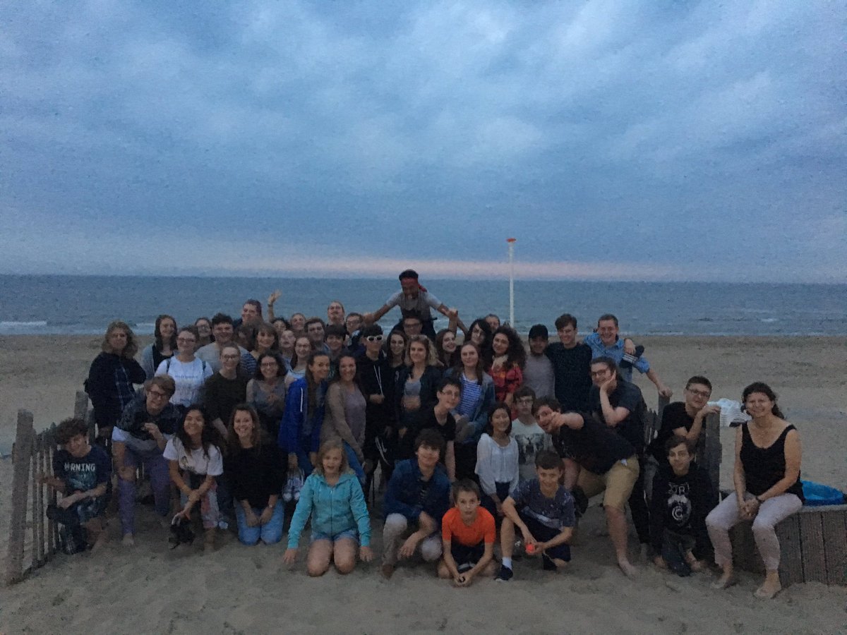 BexleyGSMusic's tweet photo. Had a very smooth journey and a lovely evening meal, followed by a quick trip to explore the beach! https://t.co/oVEIE6IFDD
