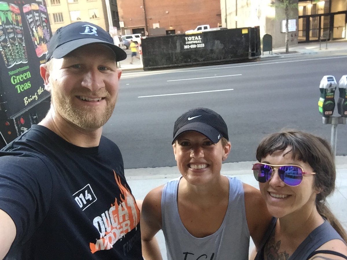 Dizzion's tweet photo. We started our Wednesday off right with #Dizzion Running club! https://t.co/FLJBFr0Xjj