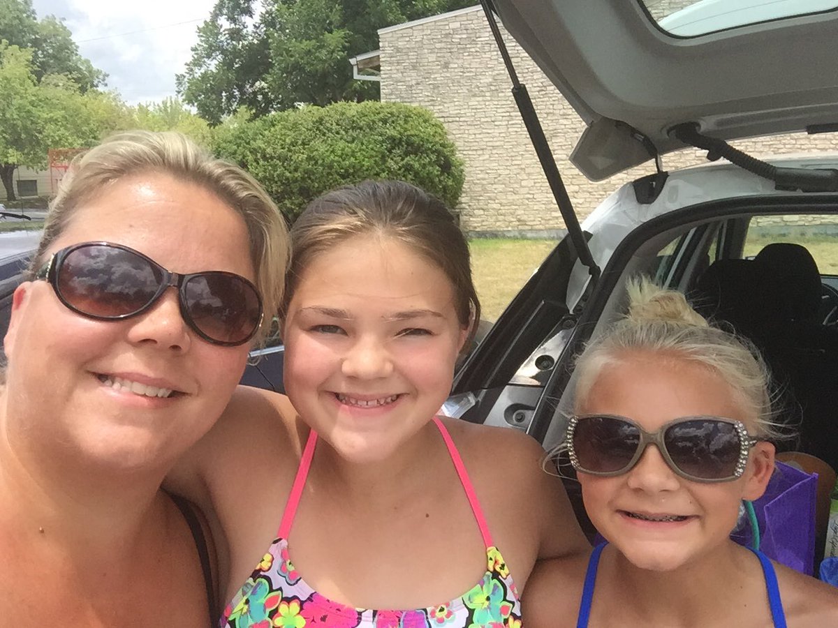 shawnadelamar's tweet photo. Love these peeps! https://t.co/KPS6vQNoio